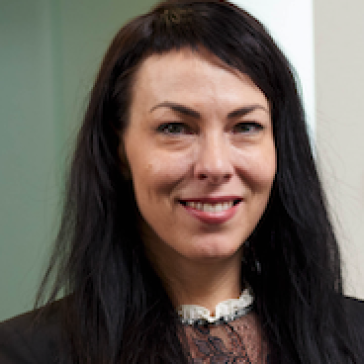 Ms Pia Jones Photo
